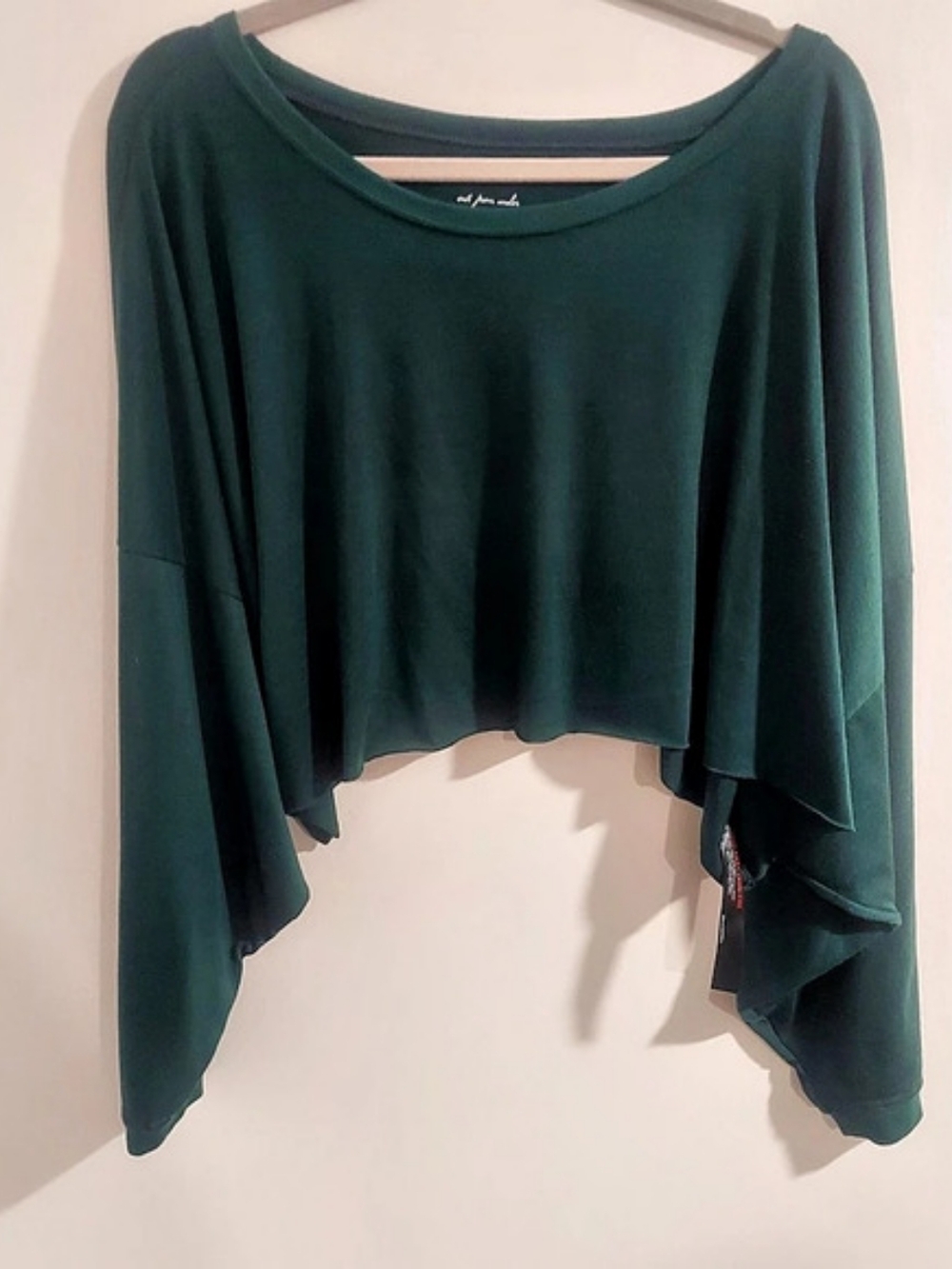 Long Sleeve cropped Top Size Large